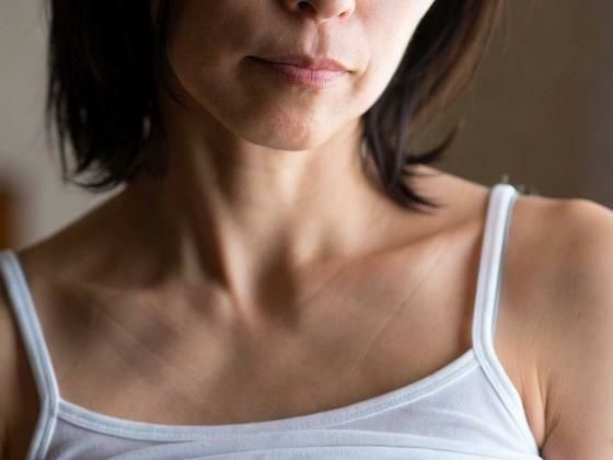 本物の熟女たち  50歳からの魅力(デジタルAI美術館) [d_722156]