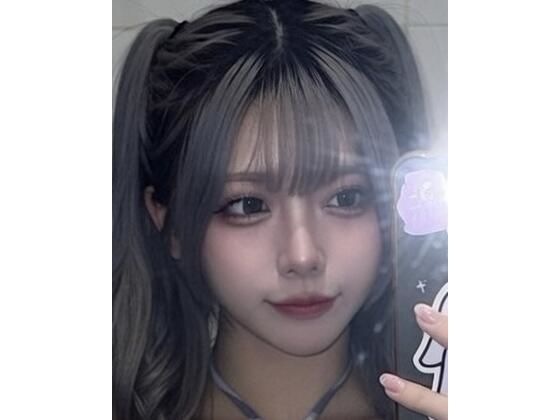 誰にも見せるつもりじゃなかった。 ― 近距離セルフィー24枚 ―(マメモチモチモチ) [d_726401]